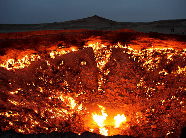 burning-crater5